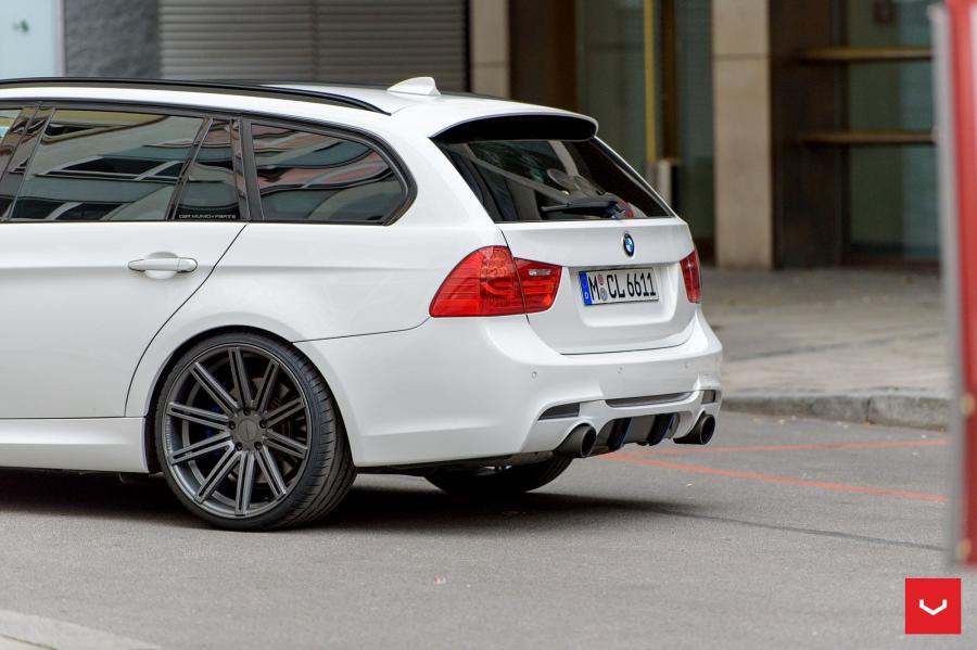  BMW 3-Series Touring on Vossen Wheels (CV4) 2016 года  (фото 10 из 26)